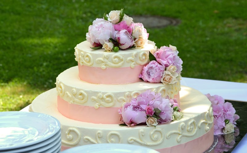Minimalist Wedding Cake
